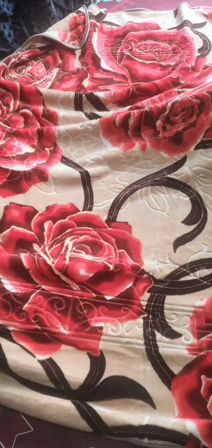 از دهدشت پتوی دونفره 1400به|رختخواب، بالش، پتو|بهبهان, |دیوار