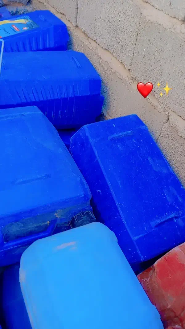 حراج گالن 20 لیتری|ظروف نگهدارنده، پلاستیکی، یک‌بارمصرف|خاش, |دیوار