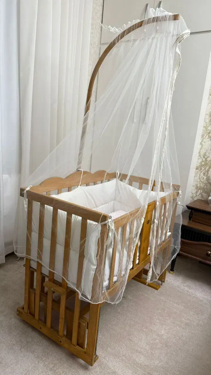 تخت نوزاد|تخت و صندلی بچه|آستارا, |دیوار