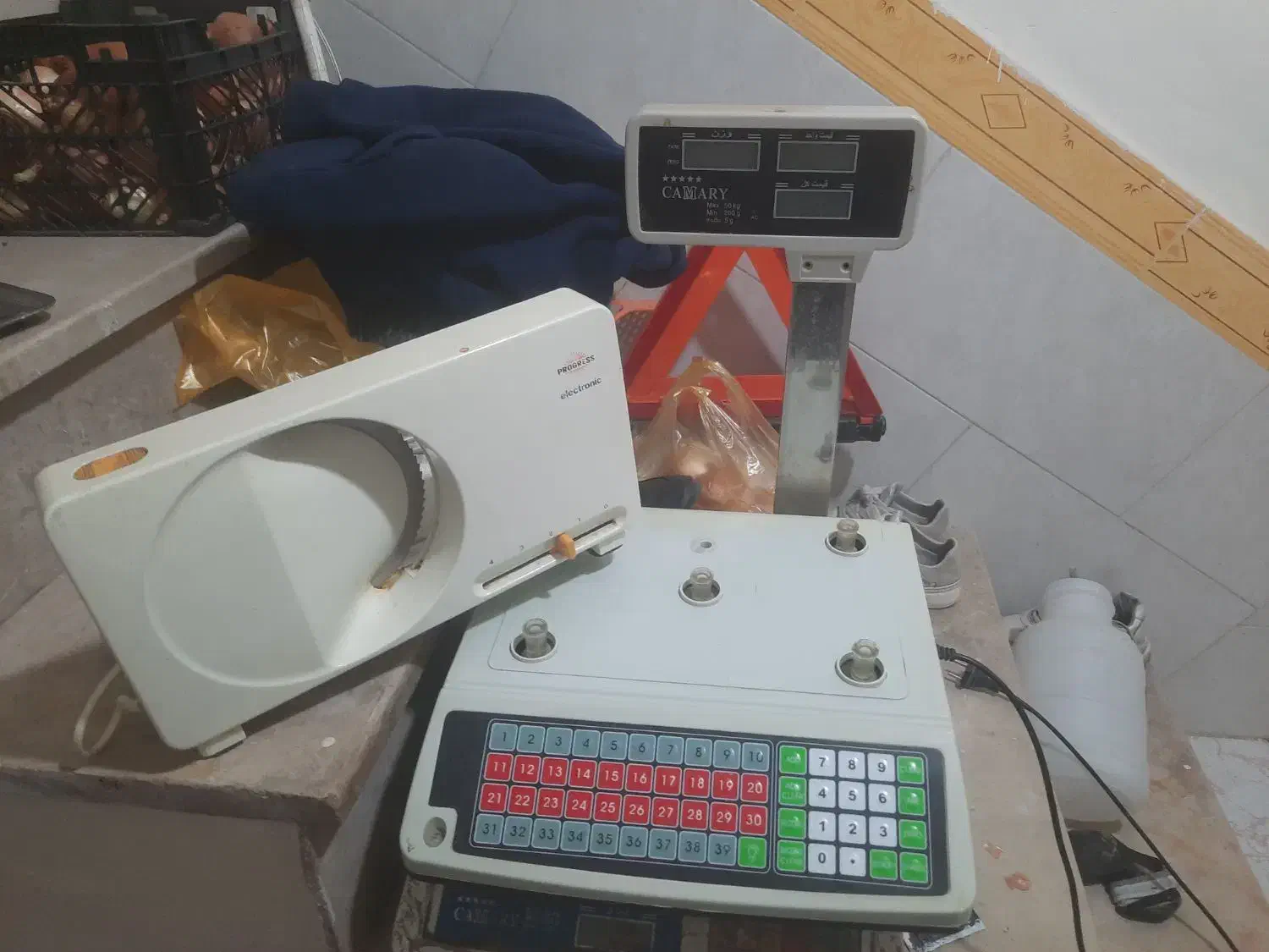 ترازو وکالباس بر|فروشگاه و مغازه|پاکدشت, حصار امیر|دیوار