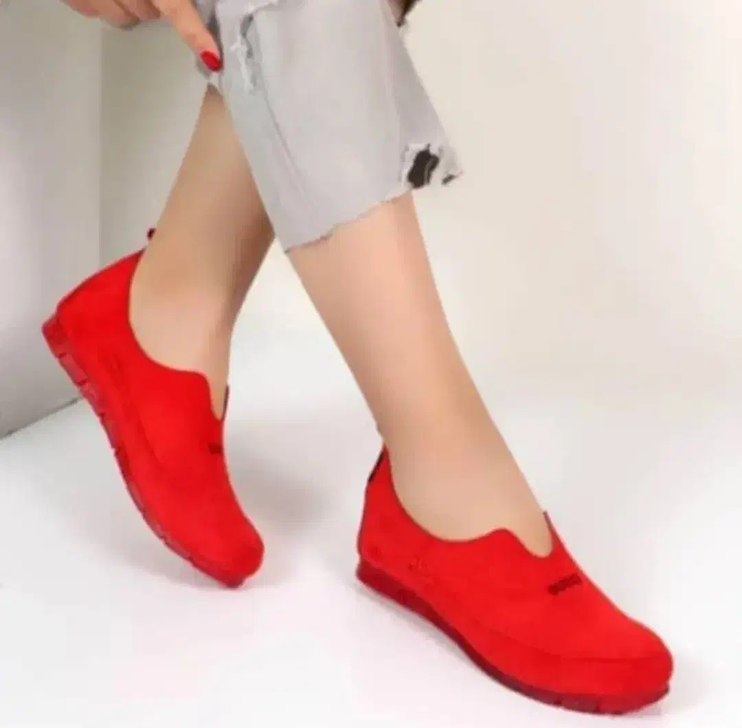 کالج سویت خارجی|کیف، کفش، کمربند|کاشان, گبرها|دیوار