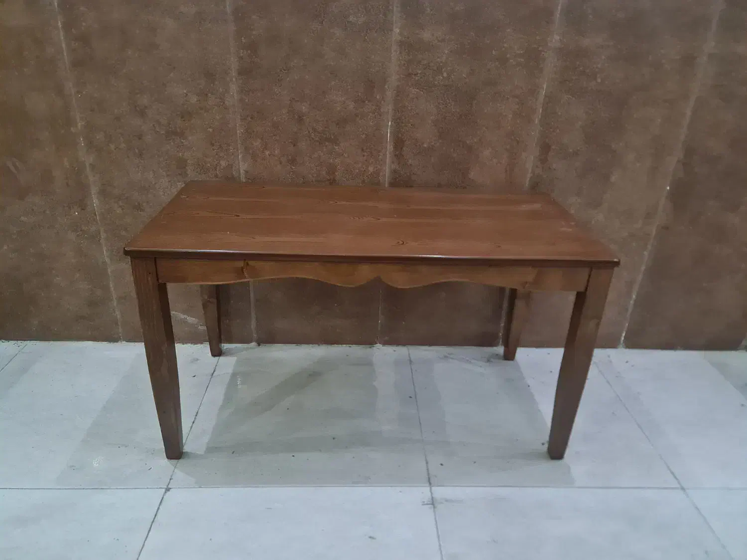 میز و صندلی و مبل|مبلمان خانگی و میز عسلی|رشت, حسین آباد|دیوار