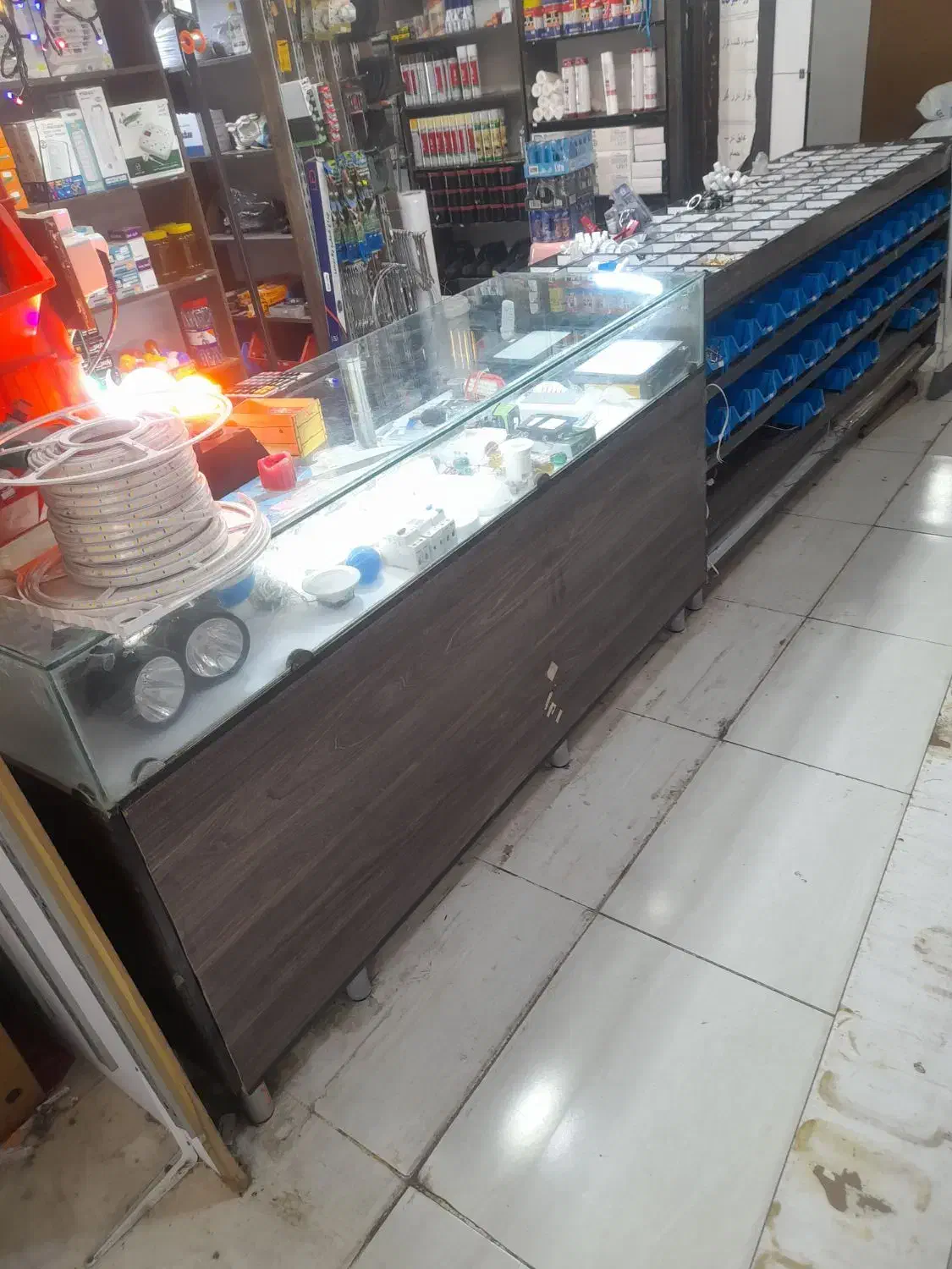 فروش قفسه و ویترین|فروشگاه و مغازه|قم, پردیسان|دیوار