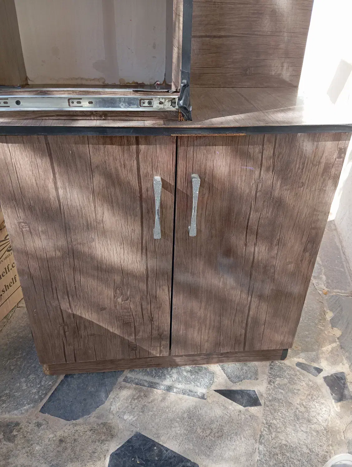 جاکفشی|جاکفشی، کمد، دراور|فامنین, |دیوار