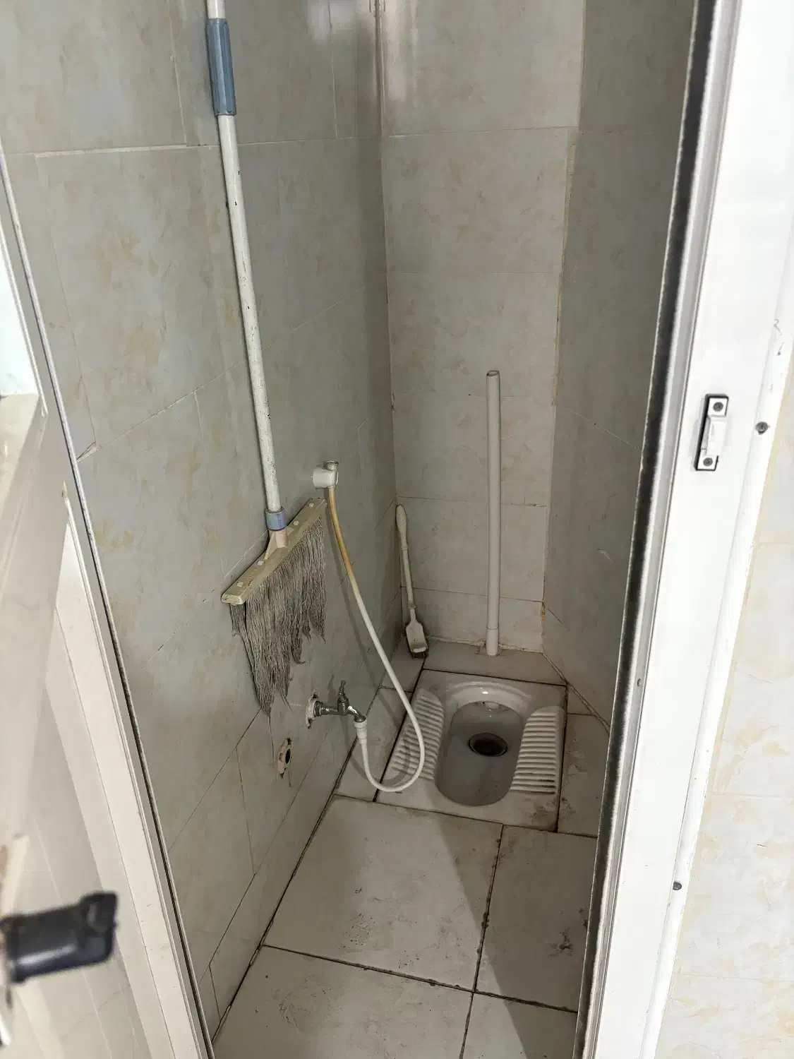 اجاره مغازه ۳۰متری در کاوه|اجارهٔ مغازه و غرفه|اصفهان, پوریای ولی|دیوار