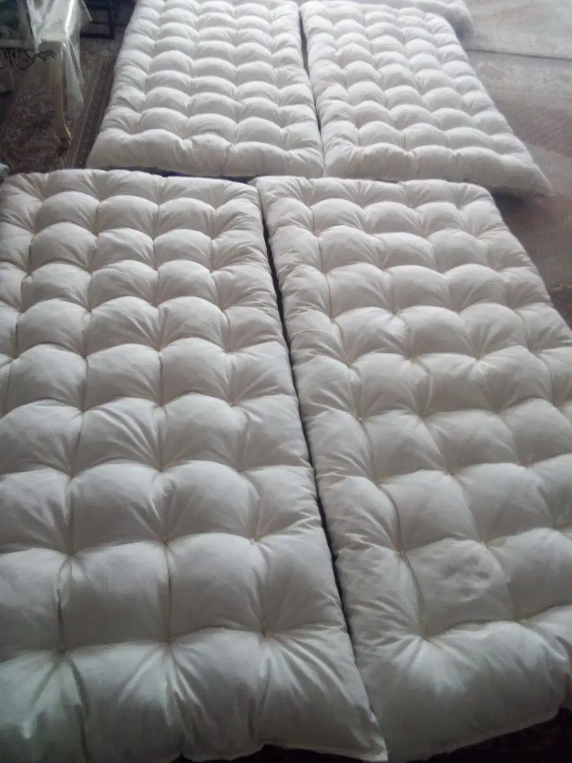 دوخت لحاف وتشک بالش متکا  درخسروشاه|رختخواب، بالش، پتو|سهند, |دیوار