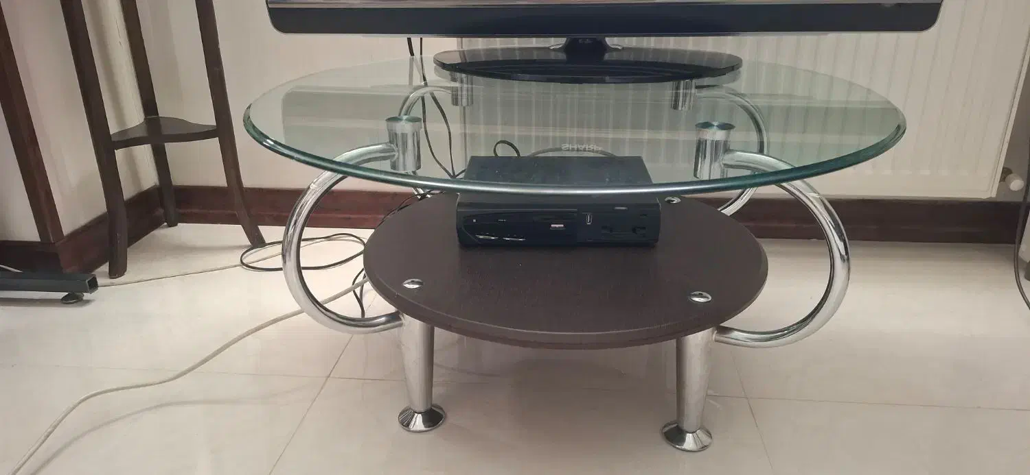 میز گرد|مبلمان خانگی و میز عسلی|اصفهان, سپاهانشهر|دیوار