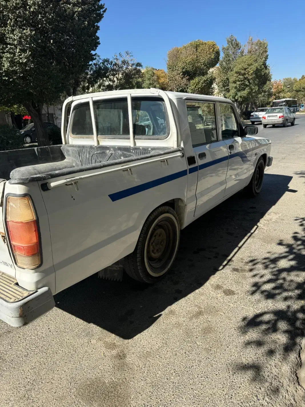 مزدا دو کابین کارا مدل ۹۷ سفید|خودرو سواری و وانت|اراک, |دیوار