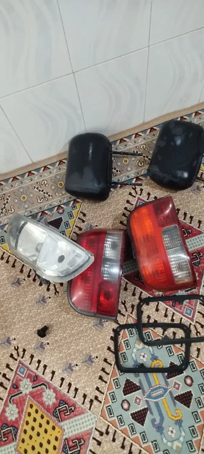 چراغ عقب خودرو پراید|قطعات یدکی و لوازم جانبی|نهاوند, |دیوار