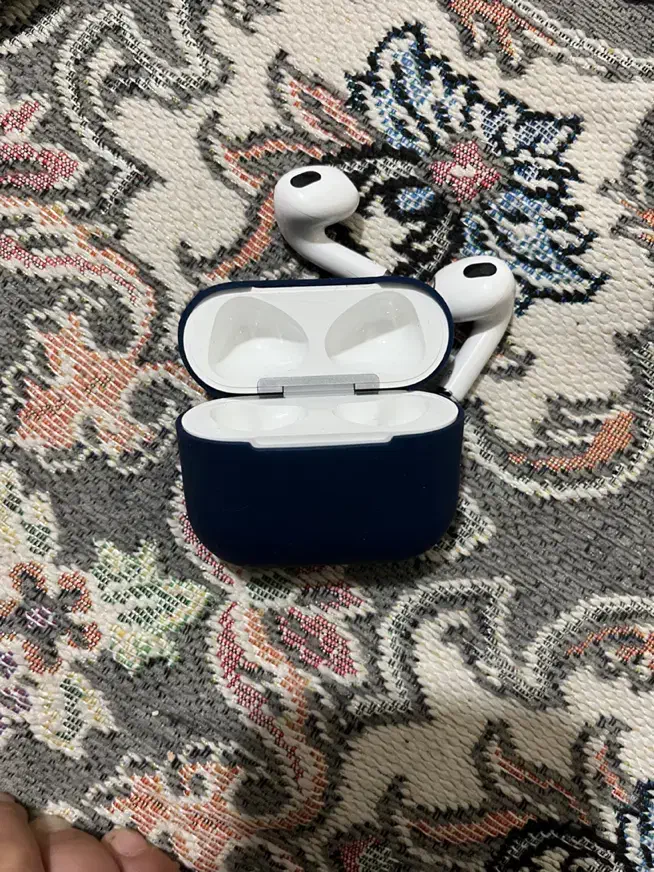 ایرپاد|لوازم جانبی موبایل و تبلت|کرمان, |دیوار