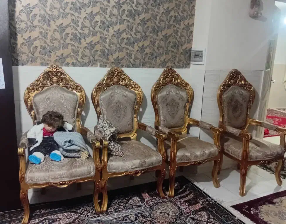 سلطنتی مبل فروشی|مبلمان خانگی و میز عسلی|اندیشه, اندیشه فاز ۳|دیوار