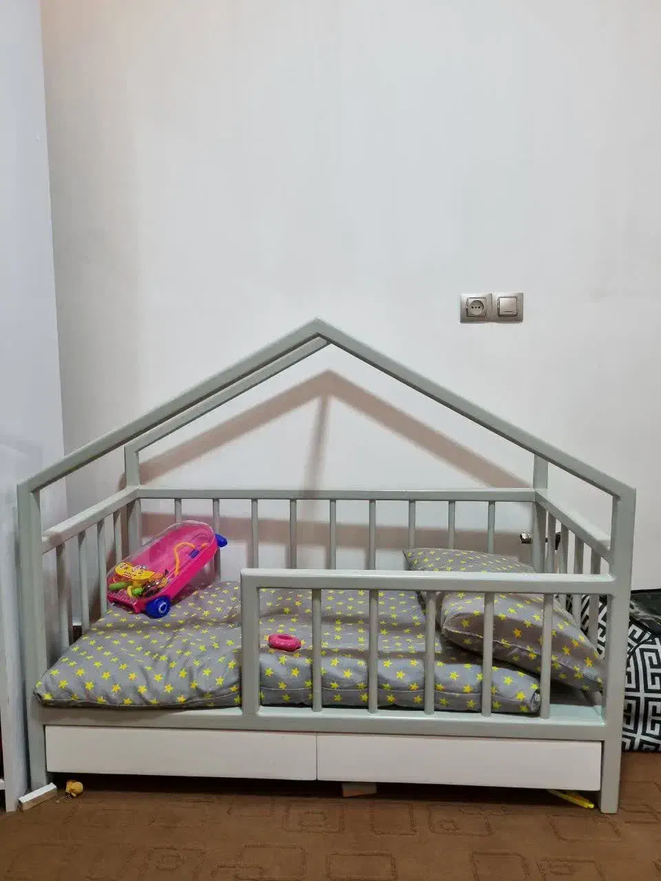 تخت کودک مدل کلبه|تخت و صندلی بچه|خمین, |دیوار