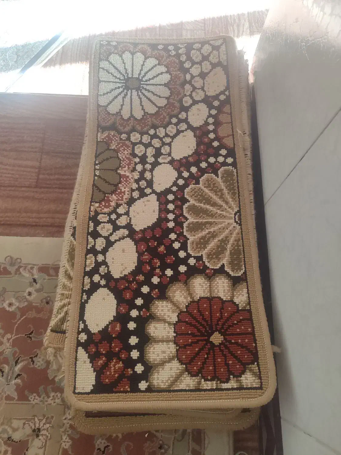 گلیم رو پله در حد نو|گلیم، جاجیم، گبه|شاهین دژ, |دیوار