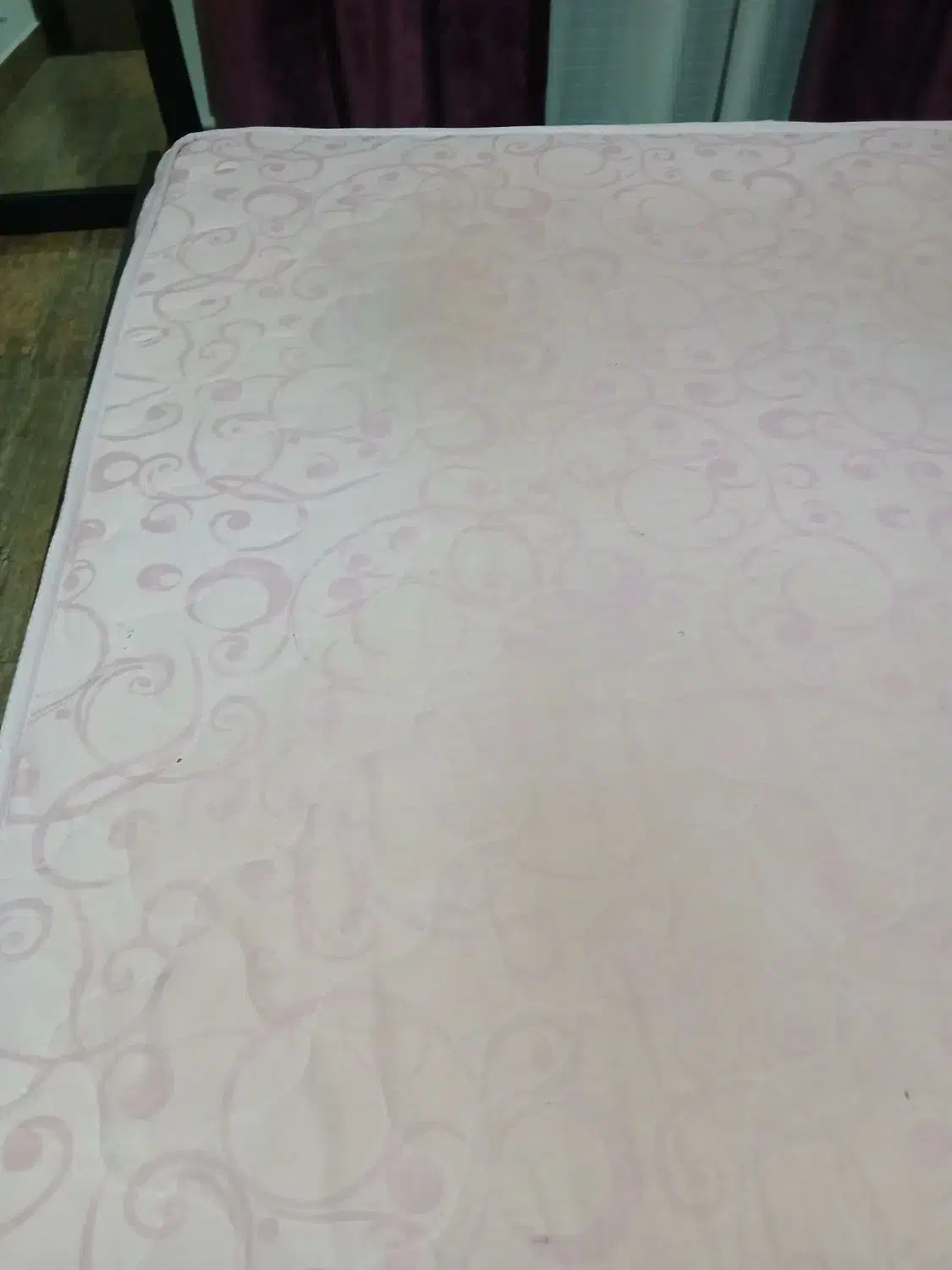 تشک خوشخواب کارکرده|تشک تختخواب|رشت, کوی طالقانی|دیوار