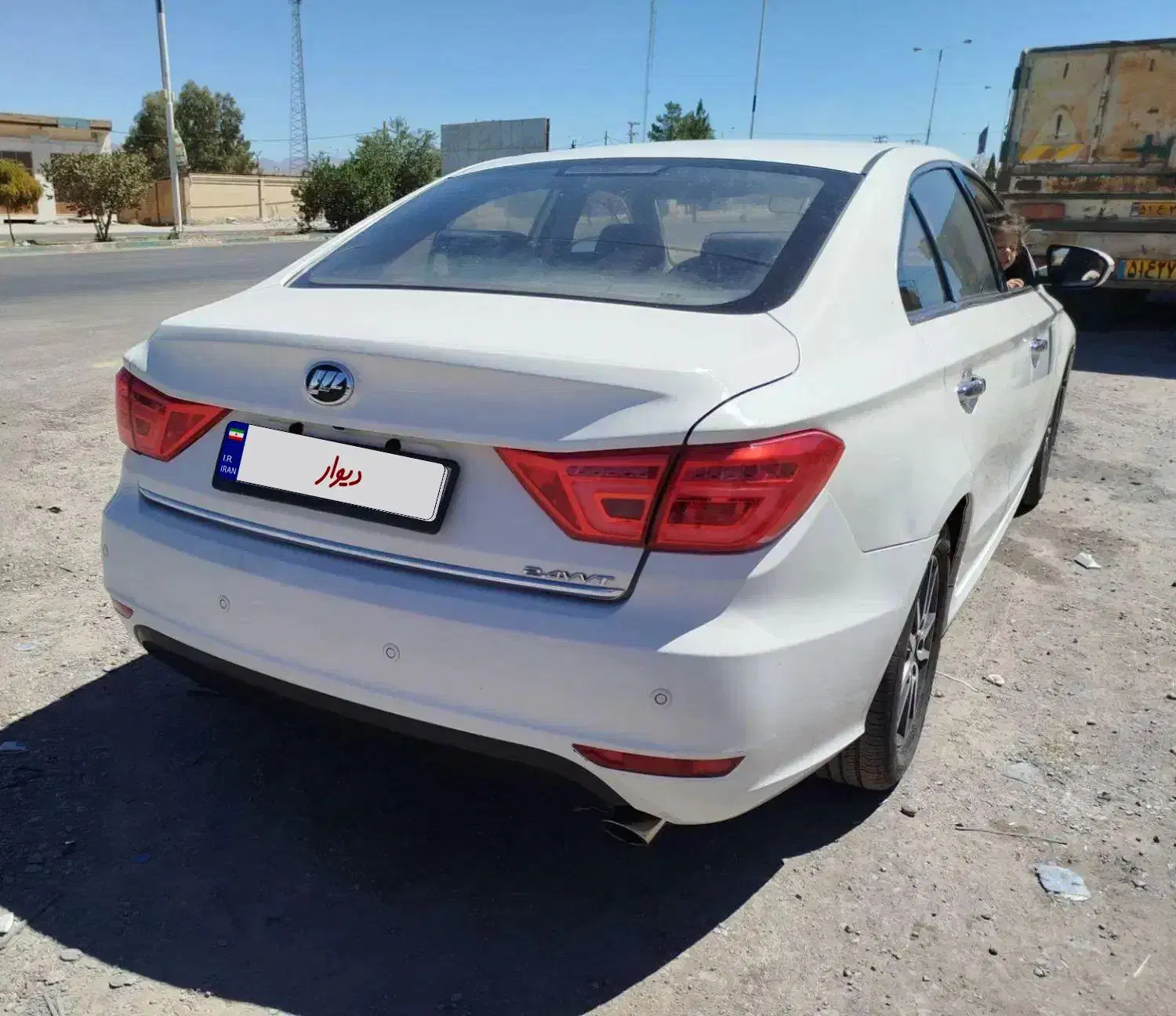 لیفان 820 مدل ۹۵|خودرو سواری و وانت|شیراز, شهرک سراج‎|دیوار