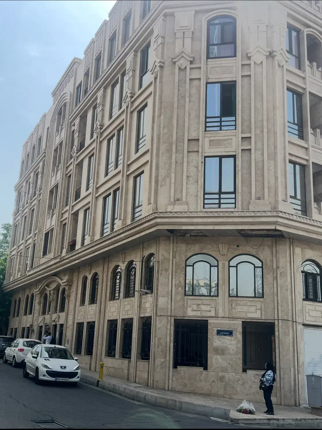 مهستان ۵۵متر فول رو به پارک