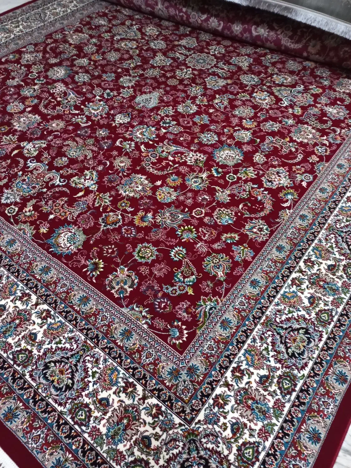 فرش ۱۲۰۰شانه برجسته|فرش|بندرعباس, |دیوار