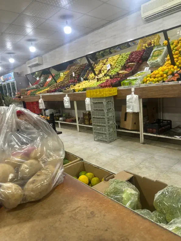 کارگر ساده میوه فروشی۲نفر در کنگان|استخدام خدمات فروشگاه و رستوران|بندر کنگان, |دیوار