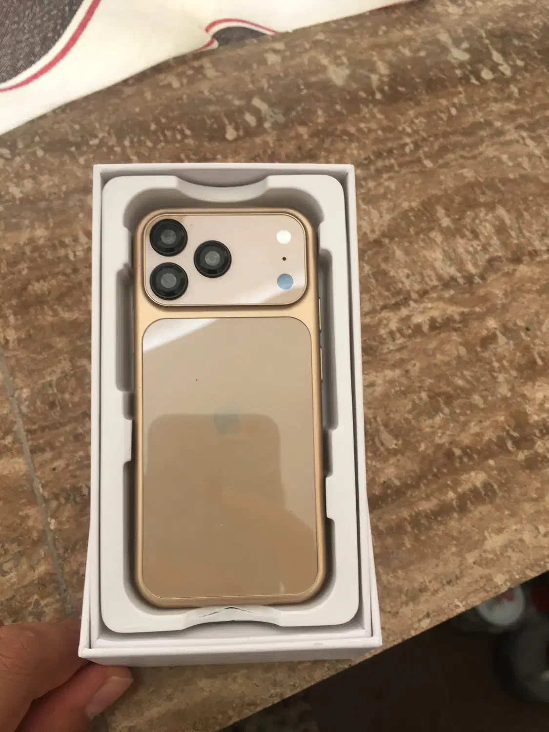 ایفون ۱۷ پرومکس مینی سایز متوسط|موبایل|گرگان, |دیوار