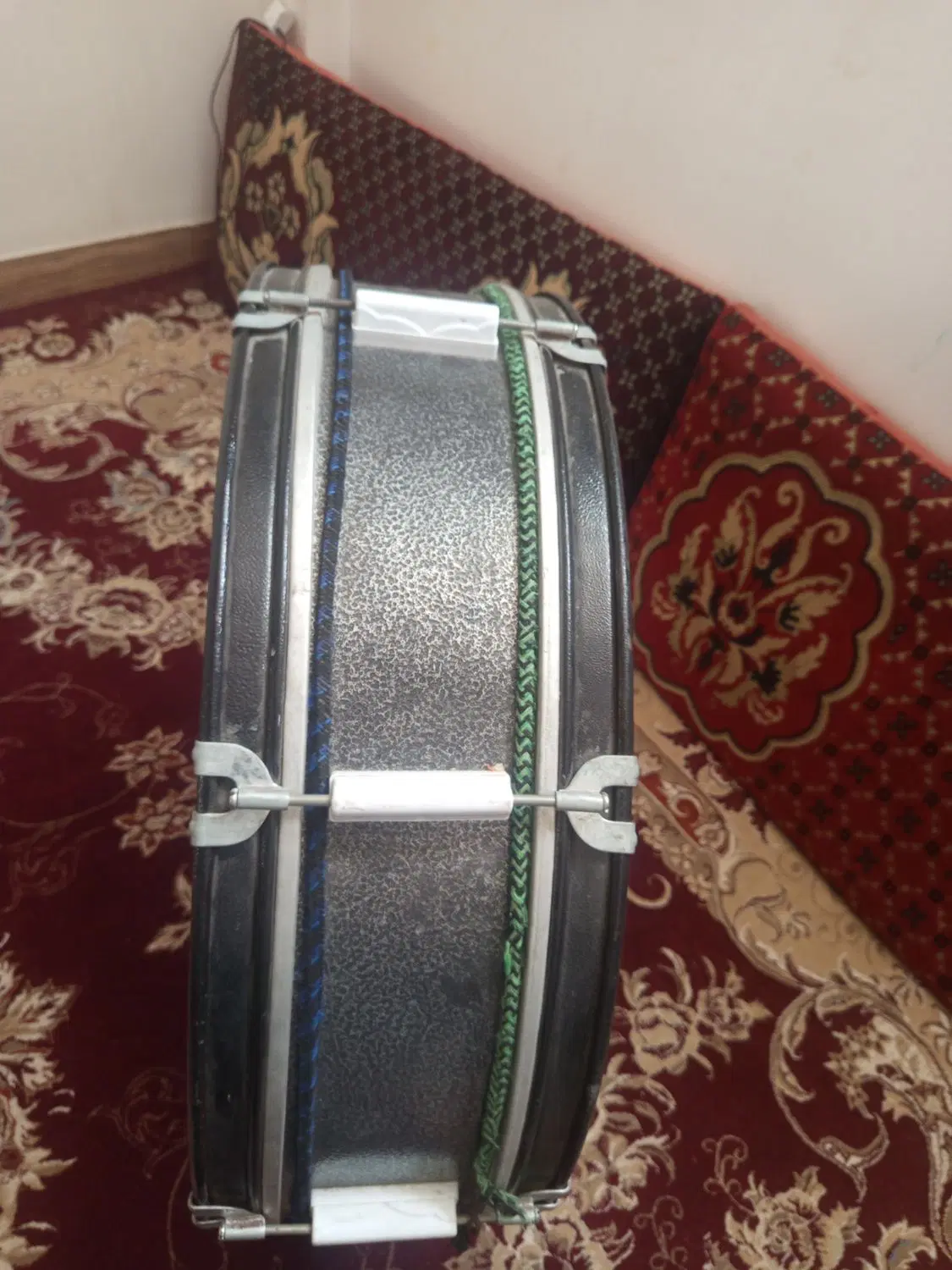 طبل|درام و پرکاشن|گناباد, |دیوار
