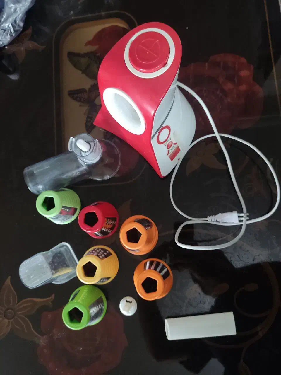 سالادساز و رنده برقی ده کاره|خردکن، آسیاب، غذاساز|خرم‌آباد (تنکابن), |دیوار