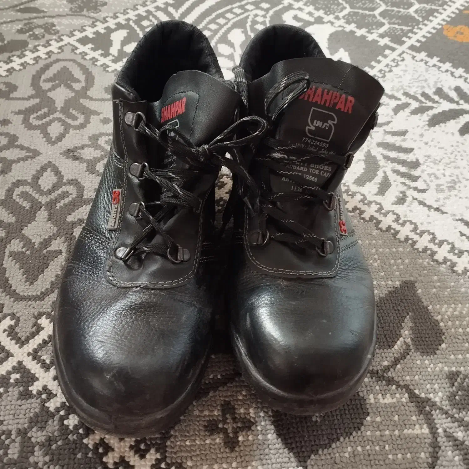 کفش کار|کیف، کفش، کمربند|قم, ولیعصر|دیوار