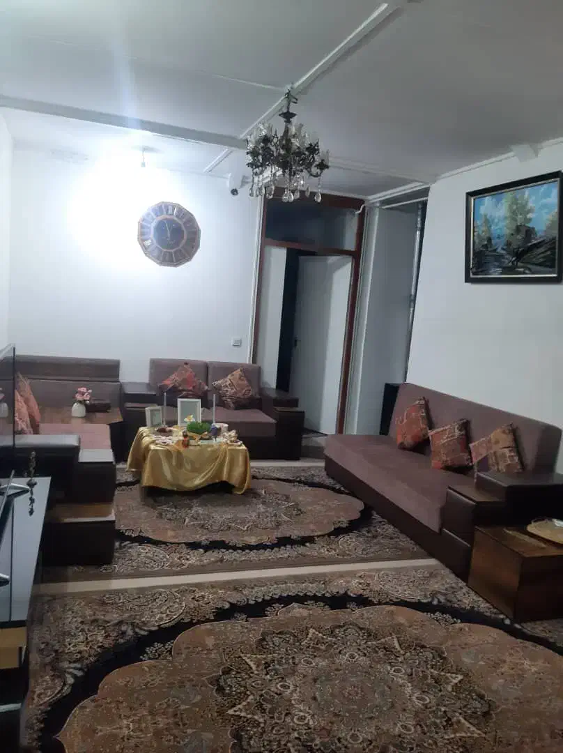 مبلمان ال ۷ نفره و میز ناهار خوری ۶ نفره|میز و صندلی غذاخوری|منجیل, |دیوار