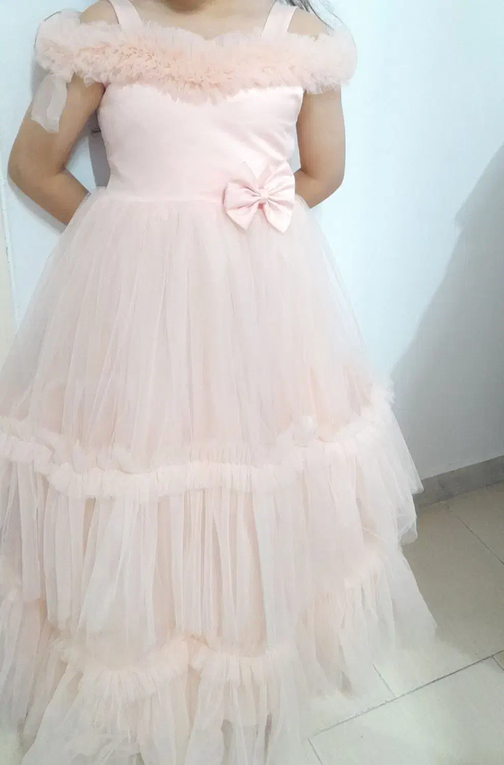 لباس مجلسی|کفش و لباس بچه|محمدشهر, همایون ویلا|دیوار