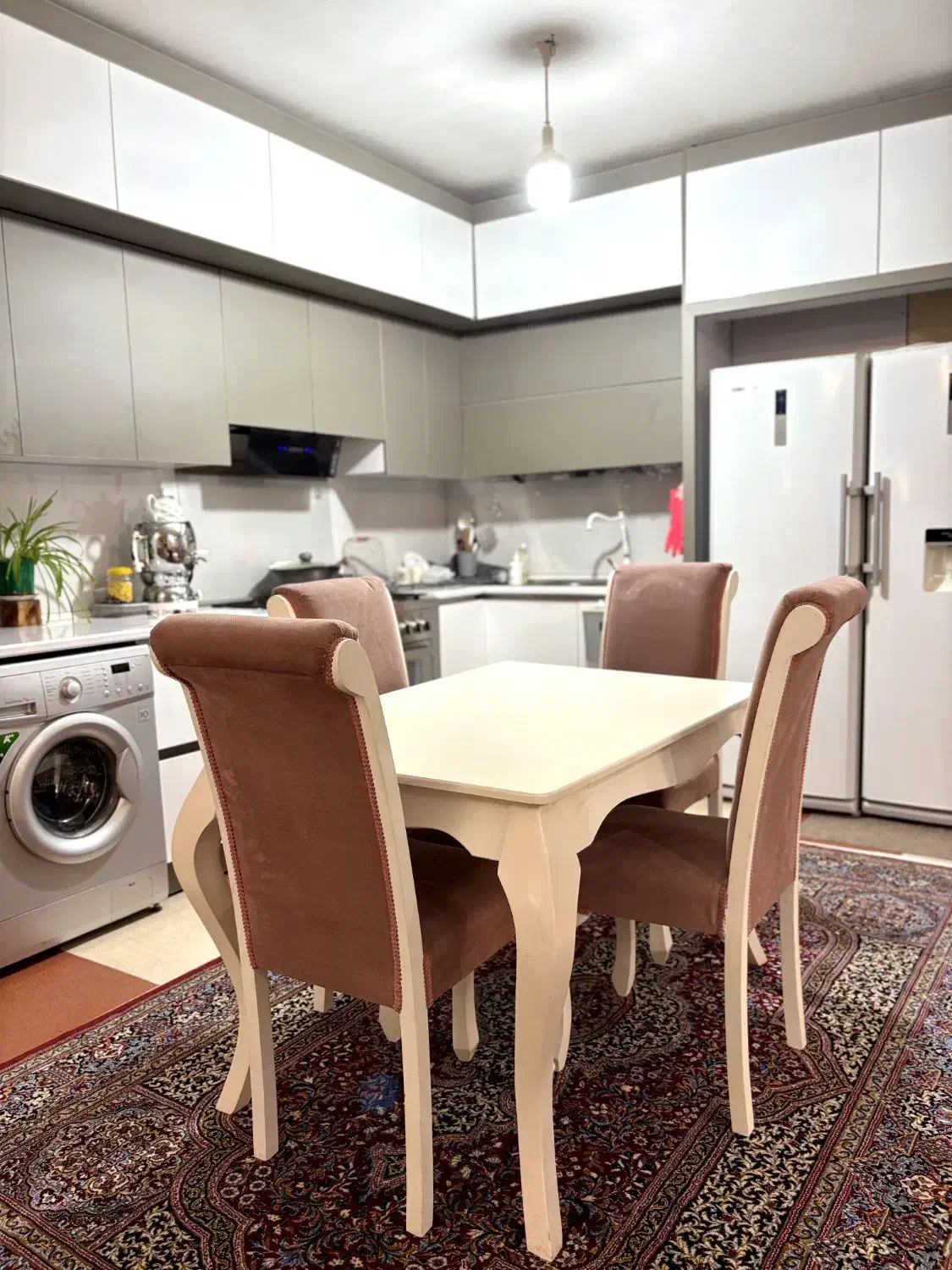 میز ناهارخوری4نفره،شیشه سکوریت و چوب راش|میز و صندلی غذاخوری|خرمآباد, |دیوار