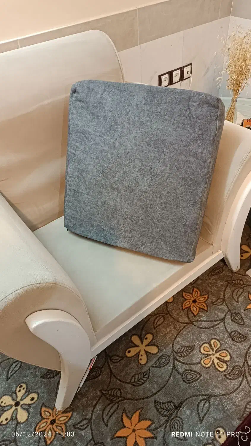 رویه کفی مبل نو|مبلمان خانگی و میز عسلی|بروجرد, |دیوار