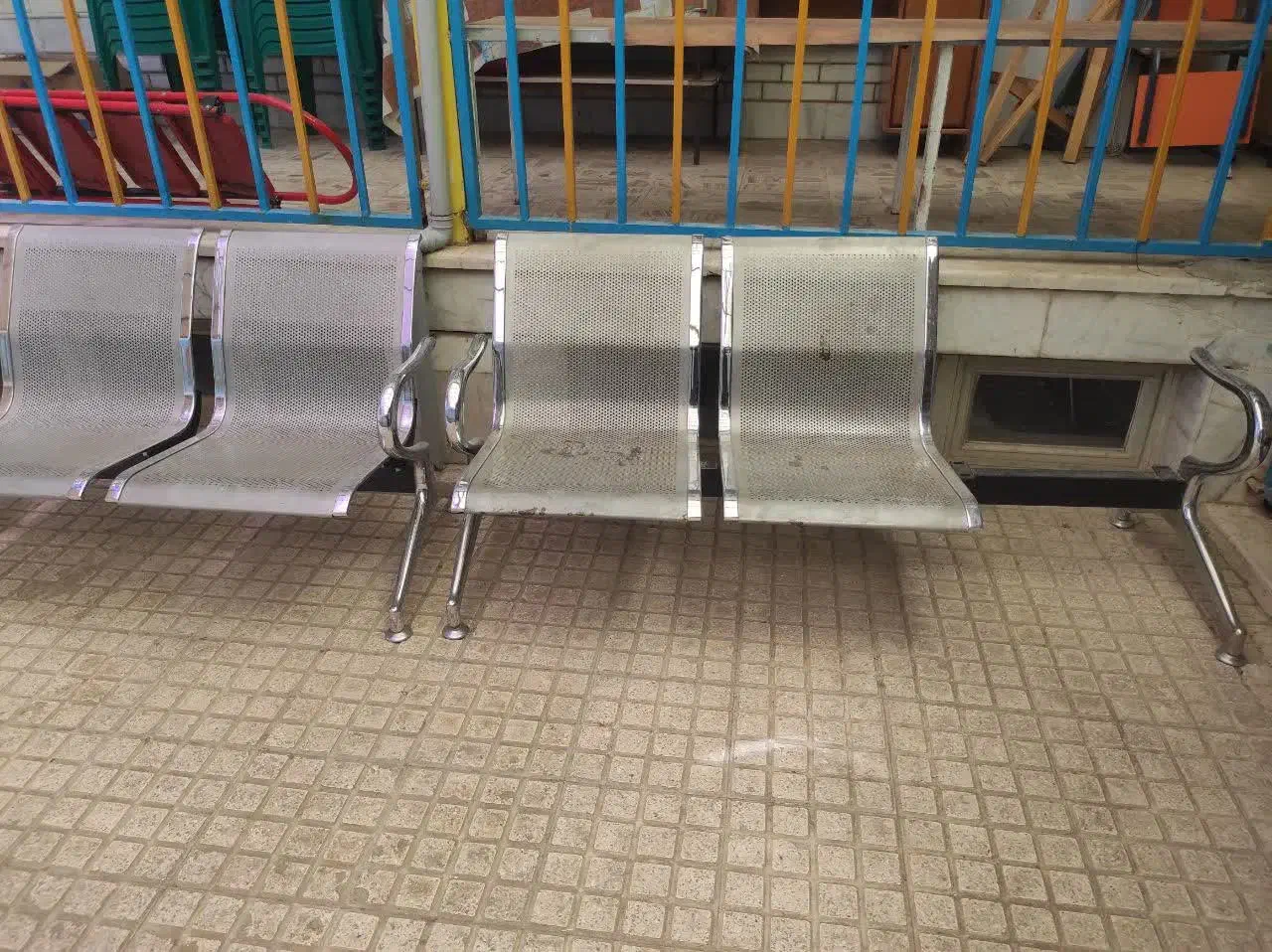 صندلی فلزی در حدنو|مبلمان اداری|خمینی‌شهر, |دیوار