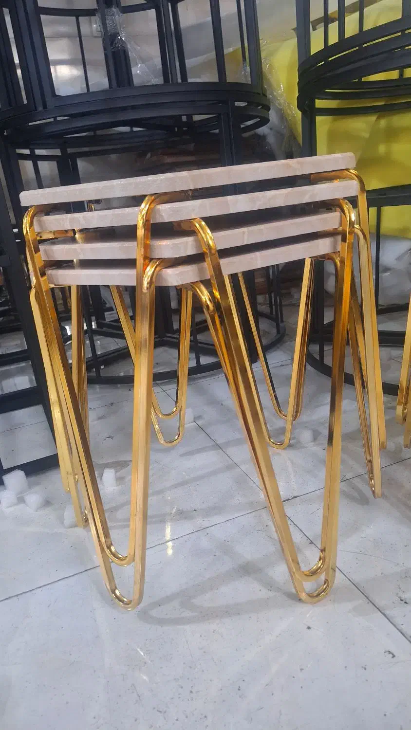 میز عسلی ۴ تیکه|مبلمان خانگی و میز عسلی|تهران, نعمت‌آباد|دیوار