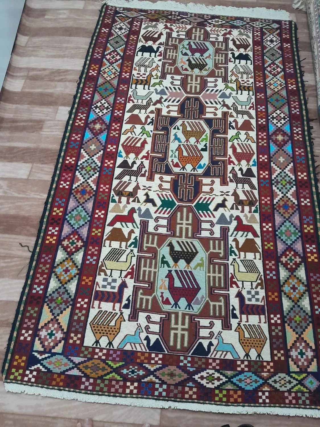 ورنی سنتی|گلیم، جاجیم، گبه|تبریز, |دیوار