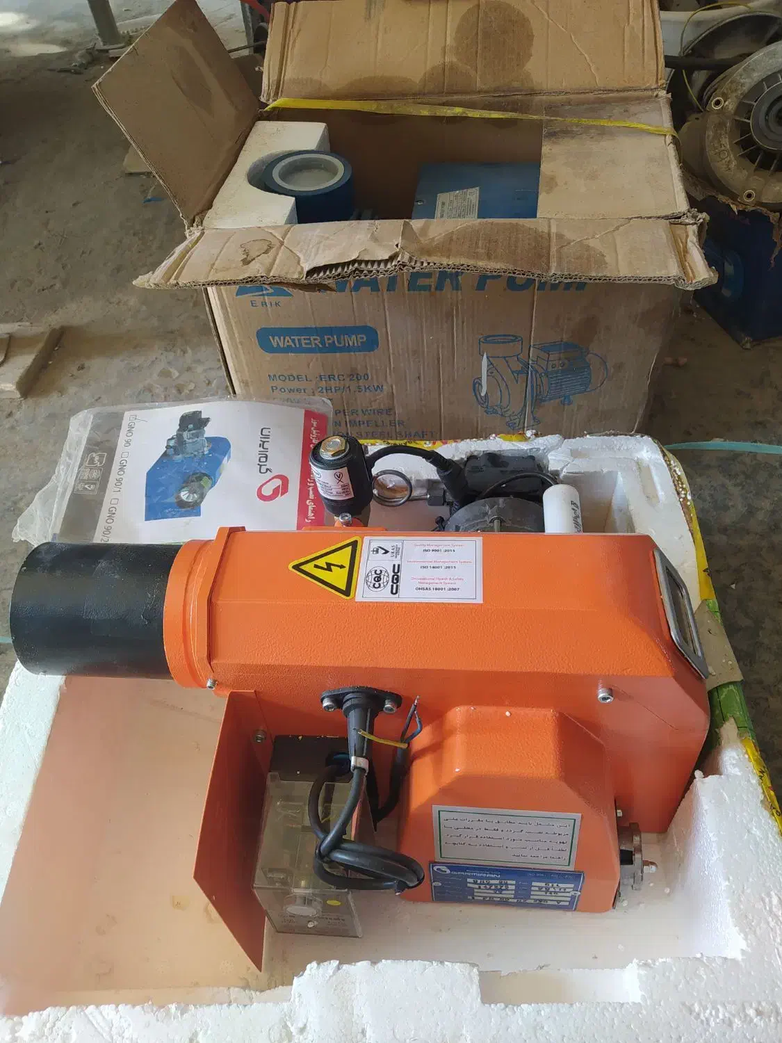 موتور 3 اسب برای آپارتمان و مشعل برای گرمایش استخر|عمدهفروشی|تنکمان, |دیوار