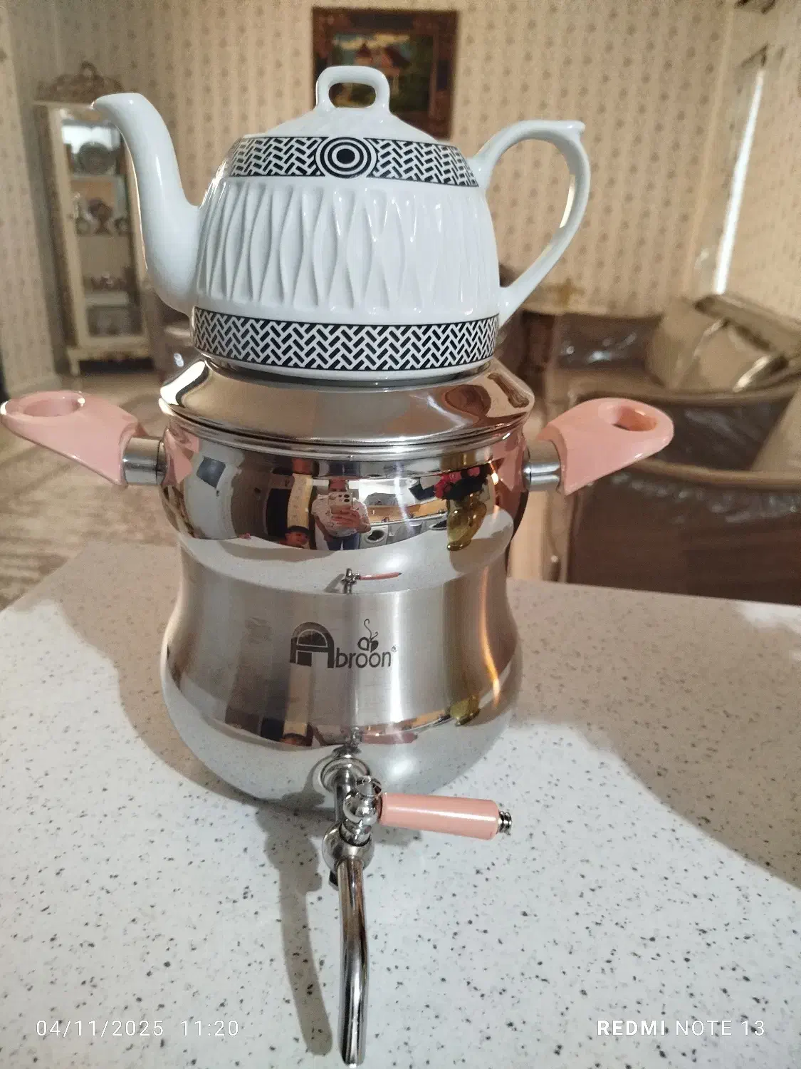 قوری کتری درحدنو تمیز به فروش میرسد|قوری، کتری، قهوهساز دستی|فین, |دیوار