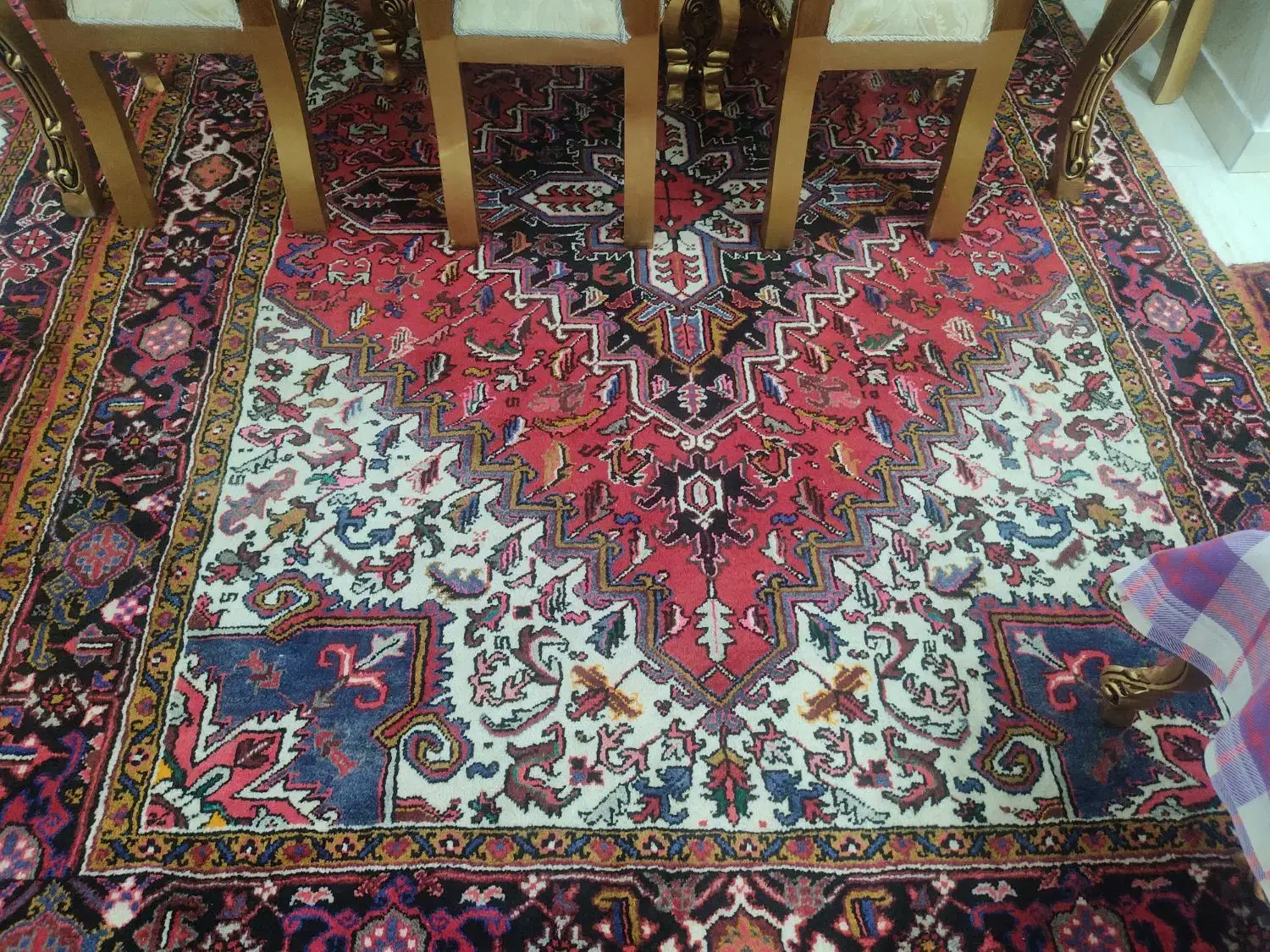 فرش در حد نو|فرش|بناب, |دیوار