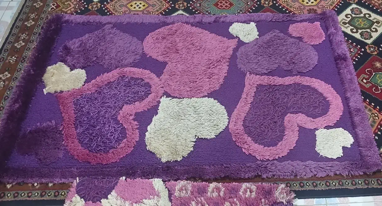 فرش ۱/۵ در ۹۵ با پادری|فرش|یزد, |دیوار