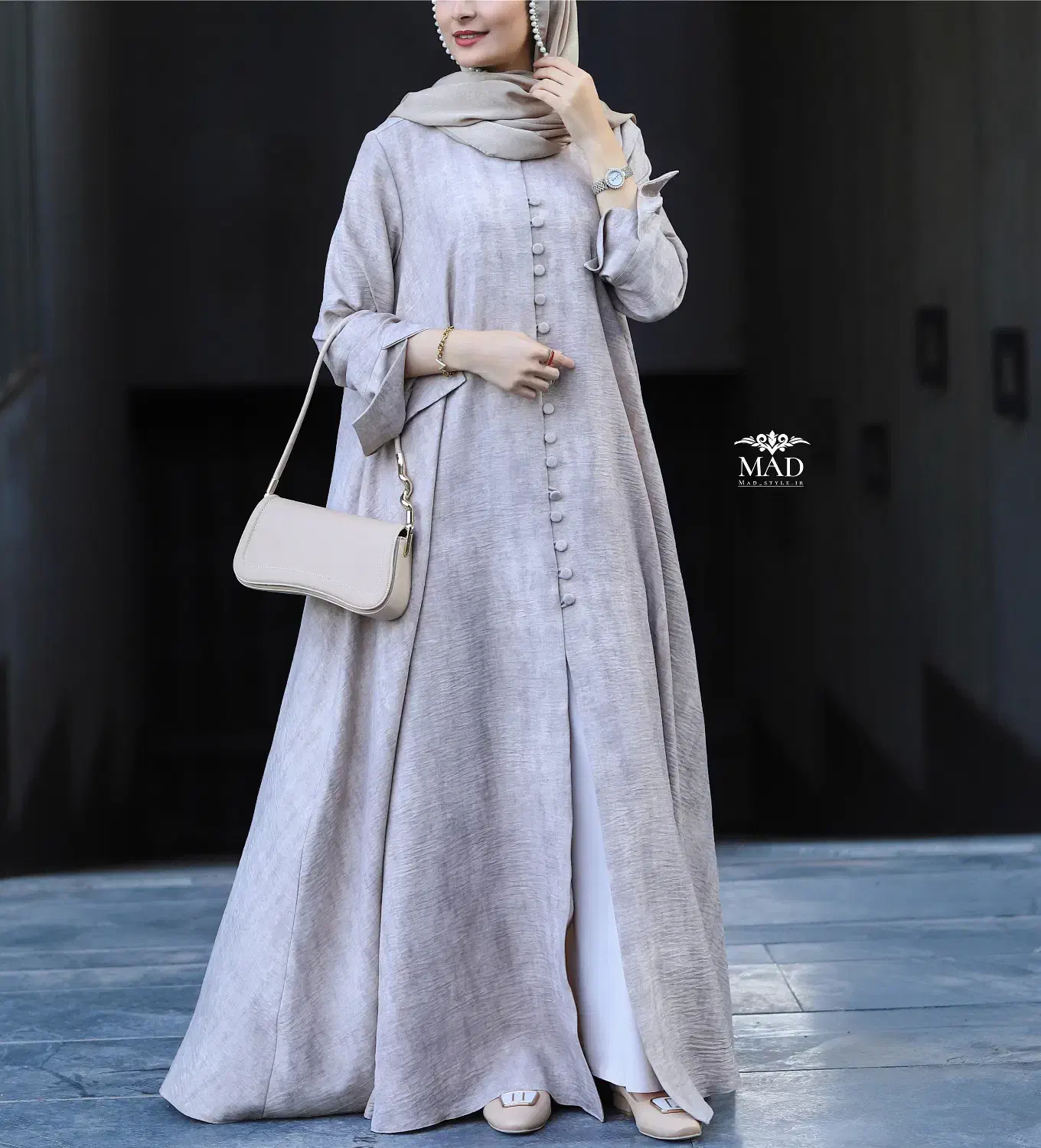 پیراهن ،عبا|لباس|مشکین‌دشت, |دیوار