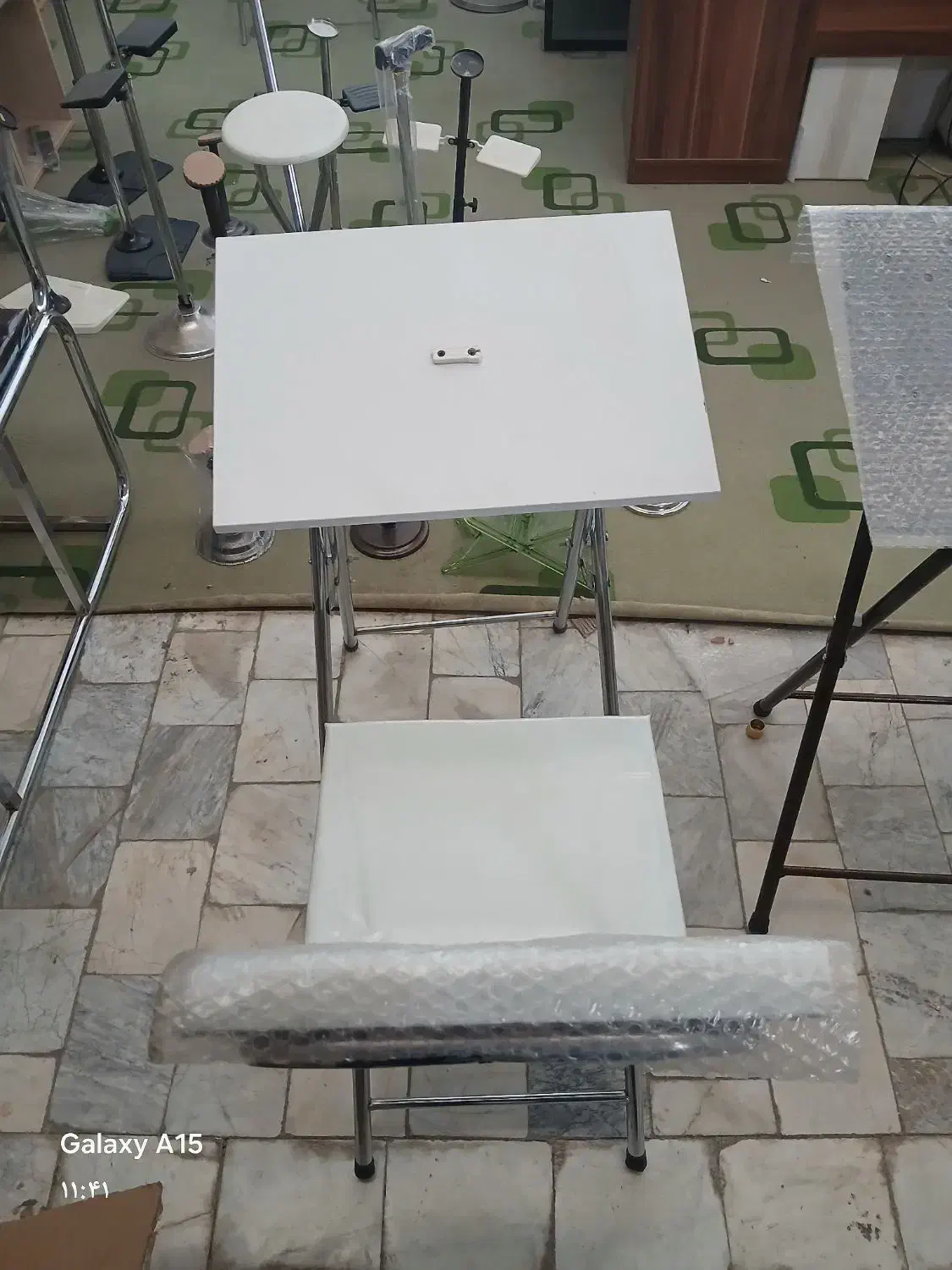 صندلی نماز|صندلی و نیمکت|قم, کلهری|دیوار