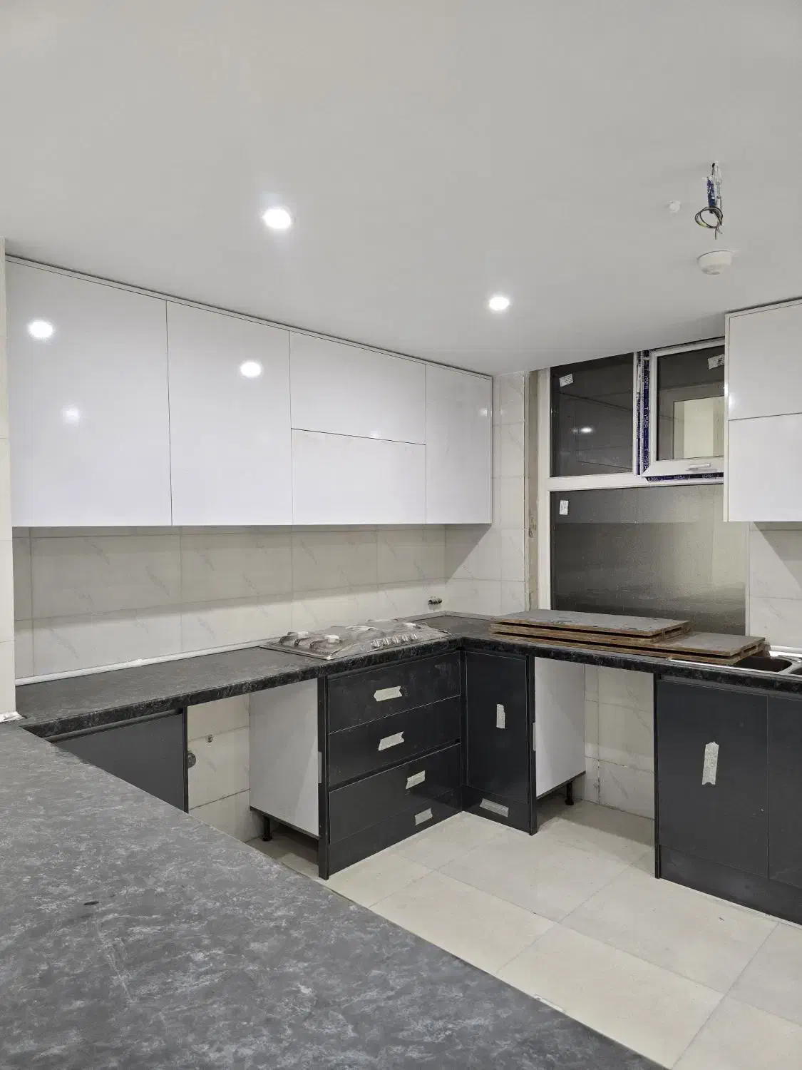 فروش و معاوضه آپارتمان ۱۸۱ متری در عظیمیه|فروش آپارتمان|کرج, عظیمیه|دیوار