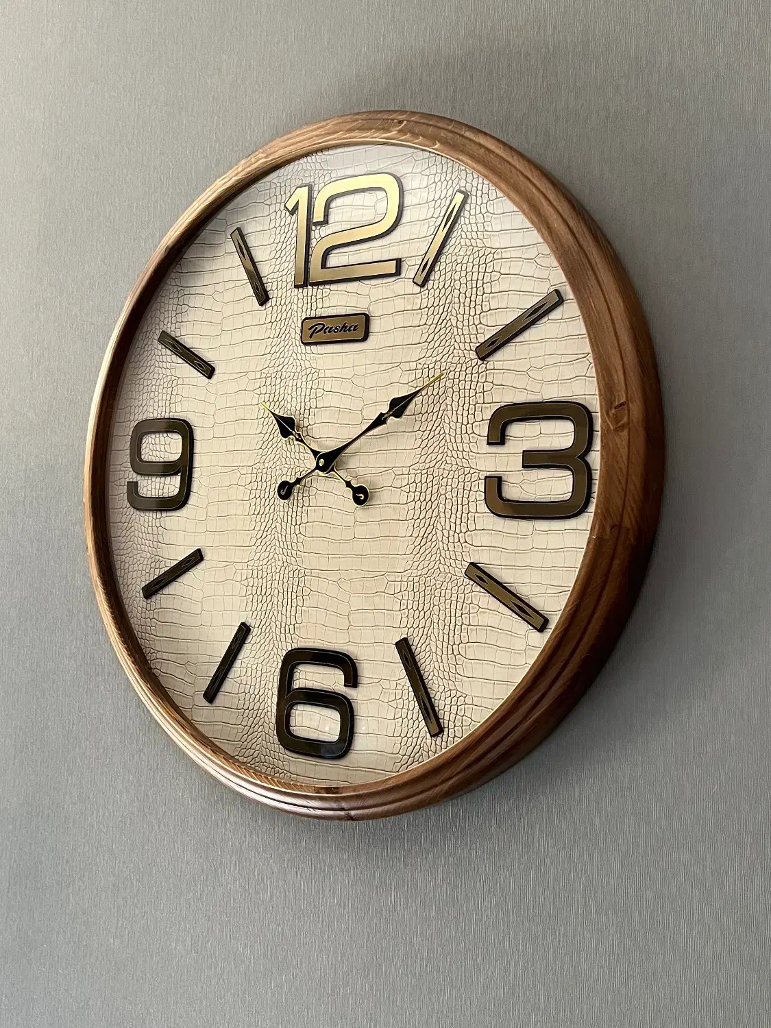 ساعت دیواری مدل لاریسا «چوب روس» قطر ۶۵ و ۷۵|ساعت دیواری و تزئینی|تهران, تهرانپارس غربی|دیوار