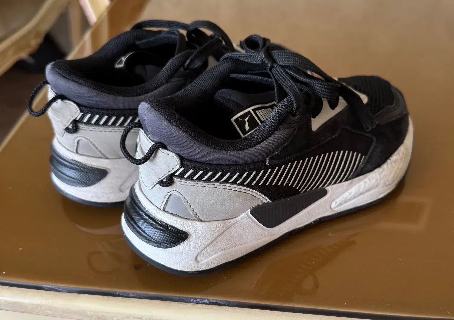 کتونی اورجینال سایز۳۶،۳۷،۳۱،۳۲،۳۴|کیف، کفش، کمربند|تهران, شهرک هما|دیوار