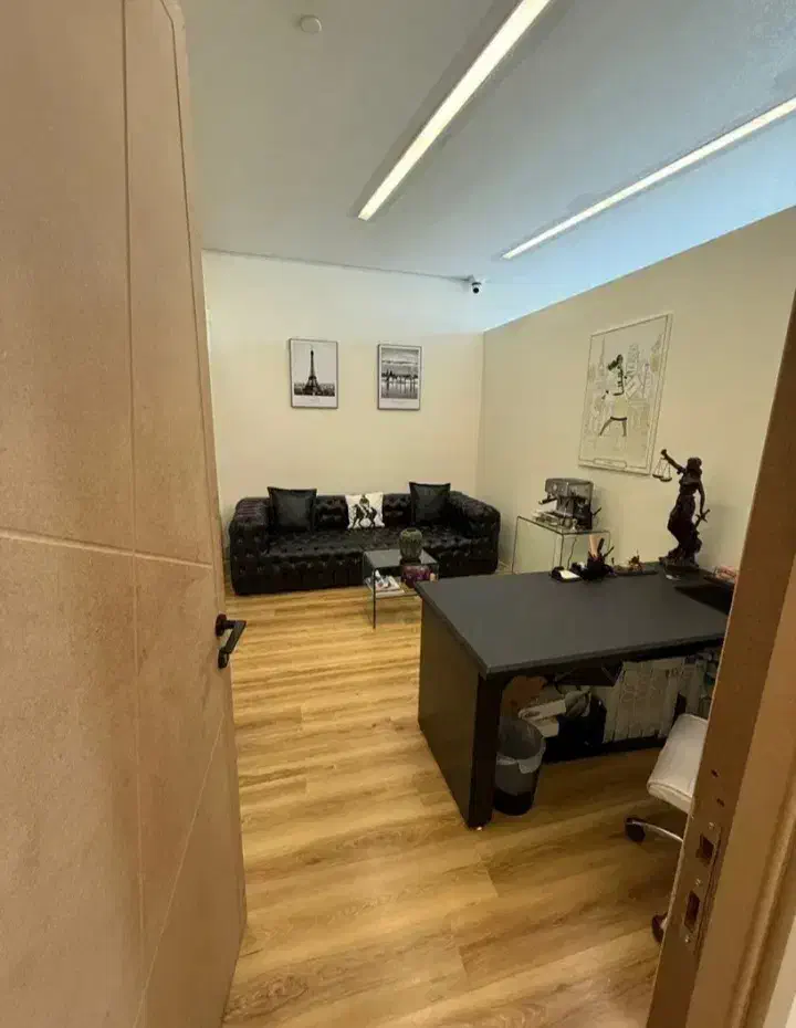 جردن/۱۰۰مترسنداداری/خوش نقشه/ویو دار/لابی لابیمن|فروش دفتر کار، اتاق اداری، مطب|تهران, جردن|دیوار