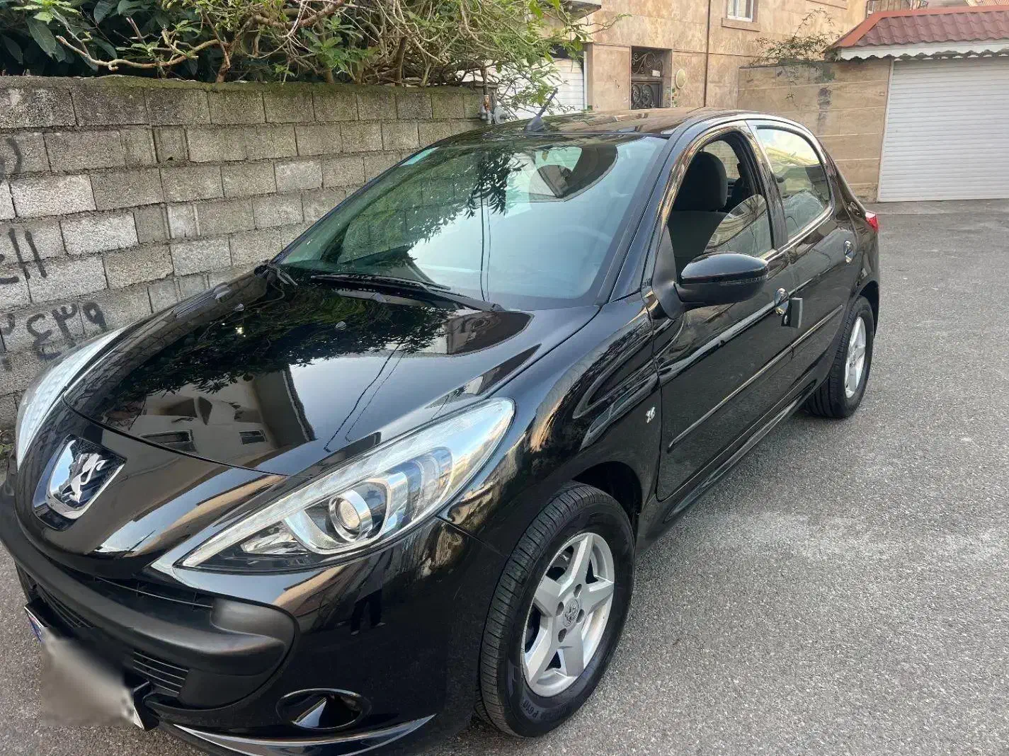 ۲۰۷ مدل ۹۷ مشابه صفر|خودرو سواری و وانت|رشت, فلسطین|دیوار