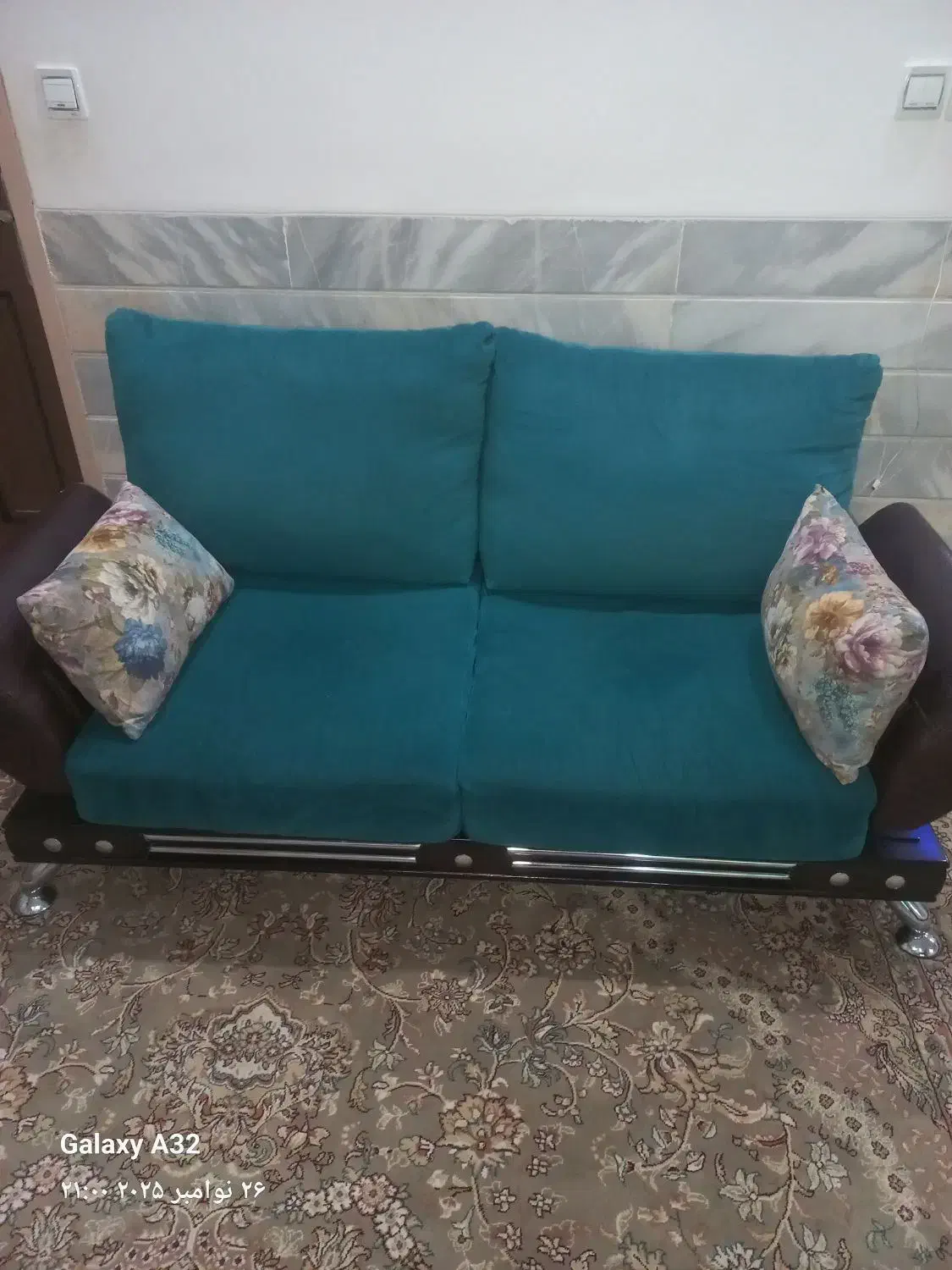 مبل ۷نفره چرم|مبلمان خانگی و میز عسلی|اردکان, |دیوار