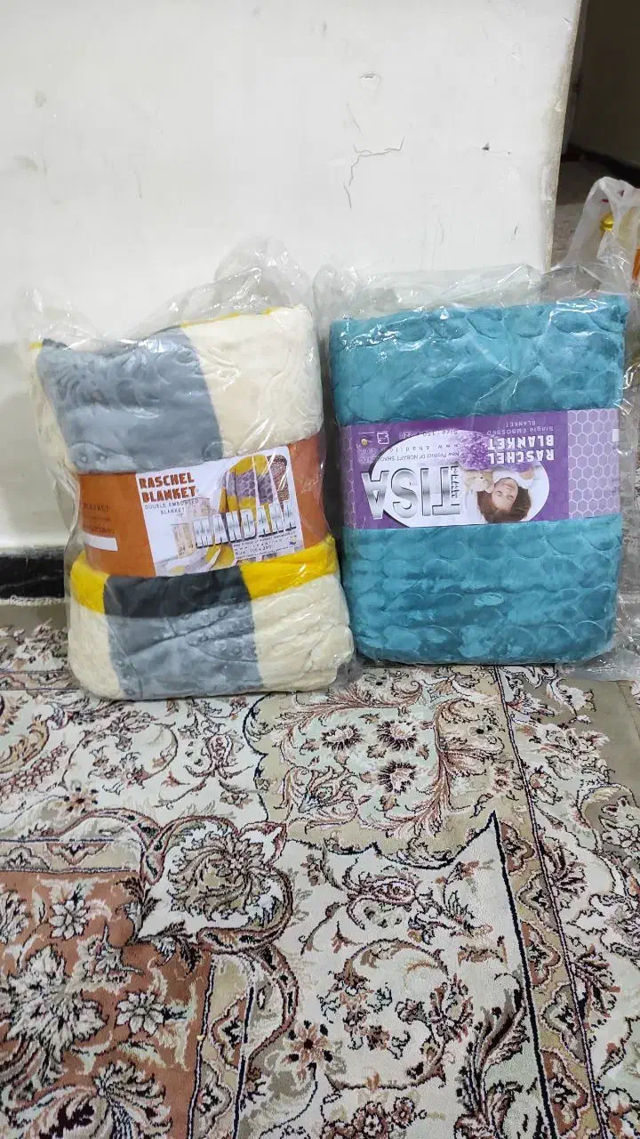 پتو مسافرتی و دونفره لیلیان نرمین گلبافت|رختخواب، بالش، پتو|اهواز, کمپلو شمالی|دیوار