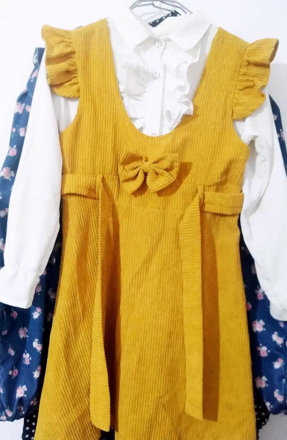 لباس های دخترانه|لباس|گالیکش, |دیوار