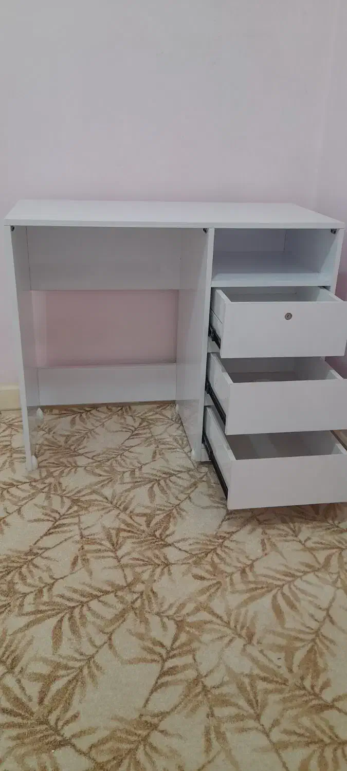 میزسفید تمام ام دی اف|میز تحریر و کامپیوتر|ایذه, |دیوار