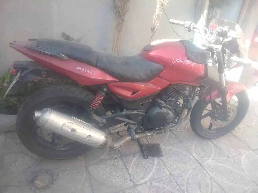 موتور پالس ۲۰۰|موتورسیکلت|شیراز, شهرک پردیس|دیوار