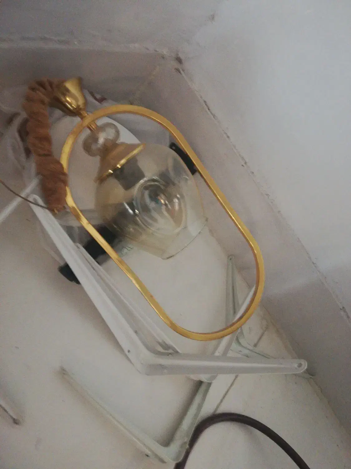 1 عدد لوستر|لوستر و چراغ آویز|نیشابور, بلوار گلها|دیوار